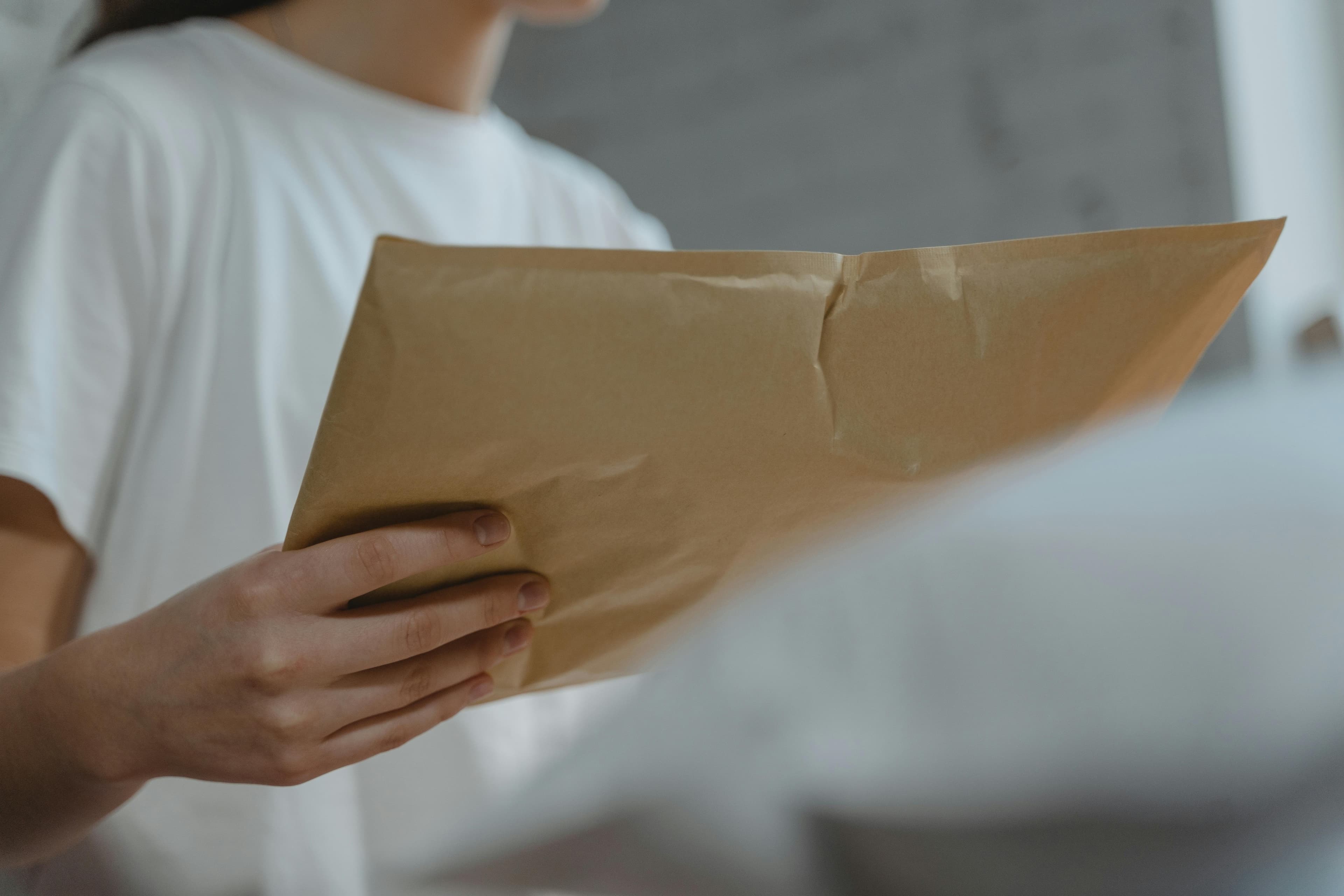 Anonymous Mail: How Cryptocurrency Enables Truly Private Shipping